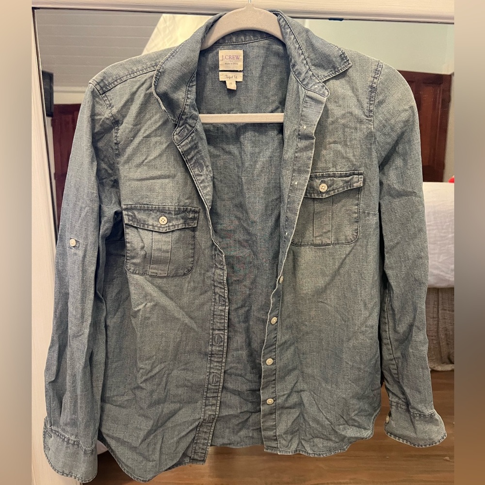 J crew xs perfect fit chambray button down